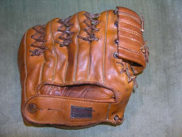 Tom Puehl Hutch 56 Back Doug